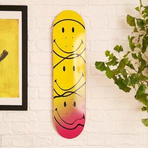 THE SKATEROOM X Smiley Andre Saraiva Acid House Pink Skate Deck